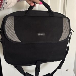 Targus Computer Padded Soft Side Laptop Bag